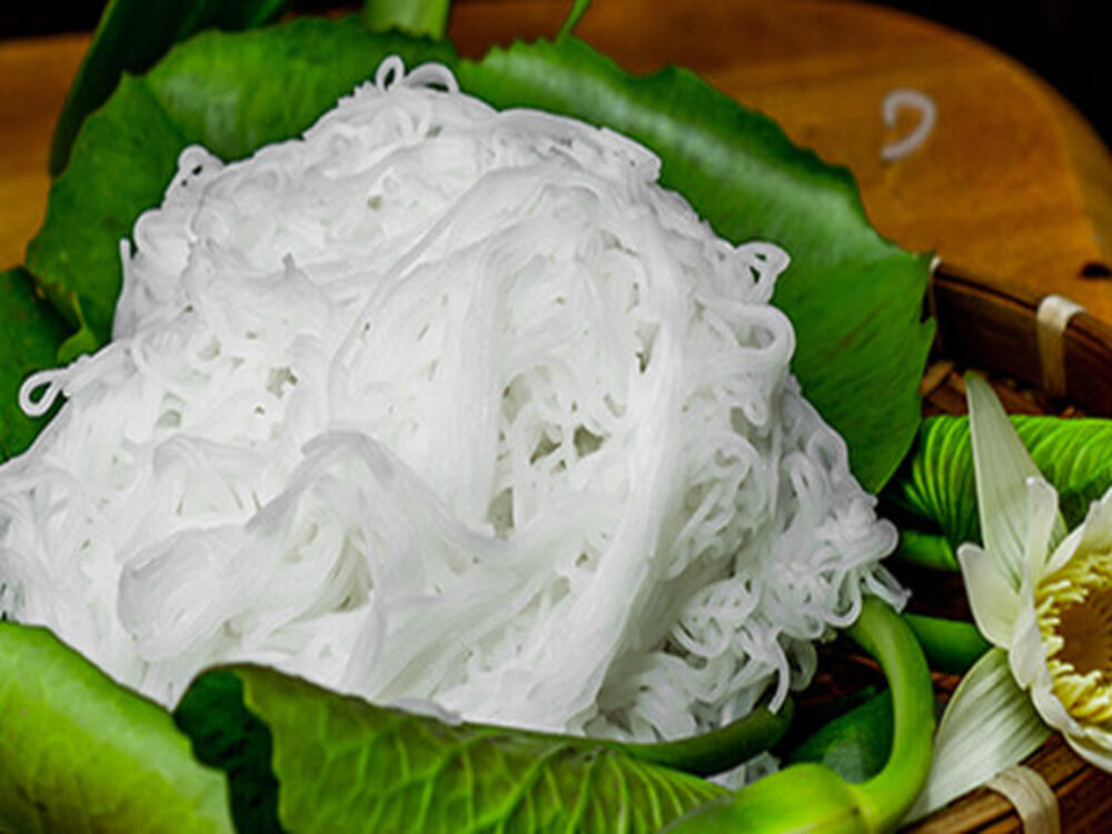 Bún làm từ gì? Thành phần có thực sự thuần chay?